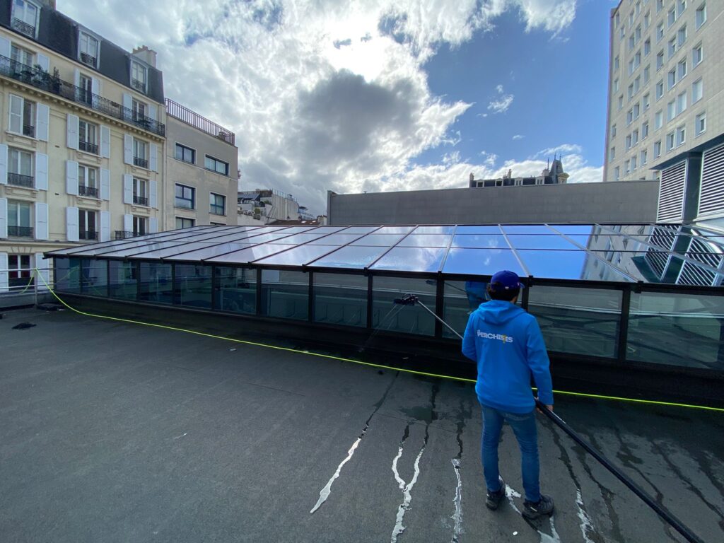 Nettoyage-de-vitres-à-Levallois